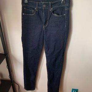 AMERICAN EAGLE high-rise dark denim skinny jeans